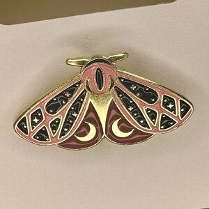 Moth Enamel Pin – BUY 5+ & GET 40% OFF!